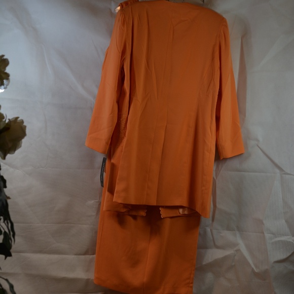 Special Occasion/MOB/Wedding/Church  3 pc beaded/Embellished Suit NWT SZ 14 - Picture 11 of 11